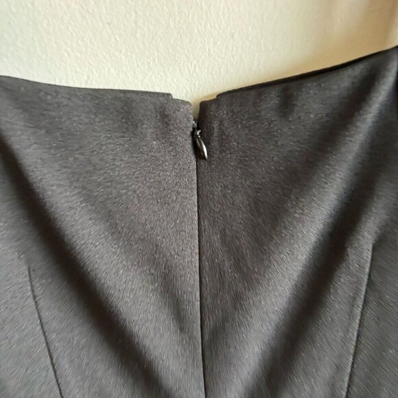 Tahari Women Off Shoulder Strap Back Zip Wide Leg Jump Suit Black Size 8 - Picture 9 of 16